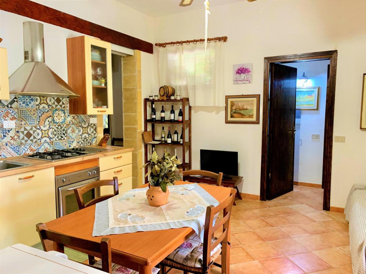 Villa Siciliana Con Piscina "Dal Picciotto" Marsala Kültér fotó